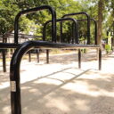 équipement de sport extérieur pour une aire de fitness : workout bench street workout