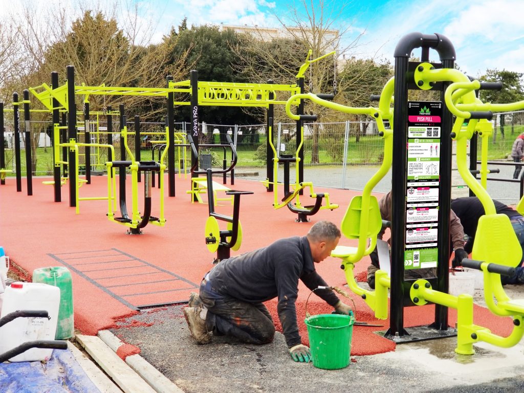 pose sol souple sur la rochelle fitness plein air