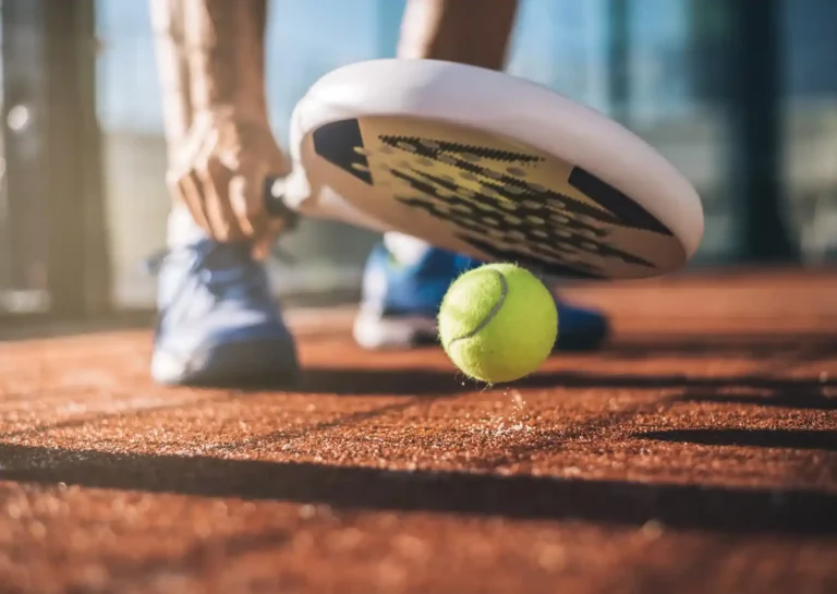 Pourquoi investir dans la construction et l’aménagement de terrains de padel ?
