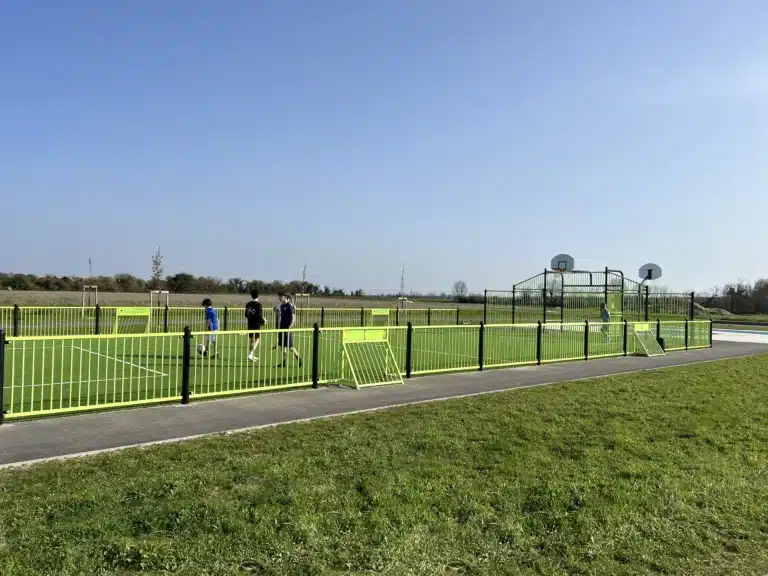 cout terrain multisports