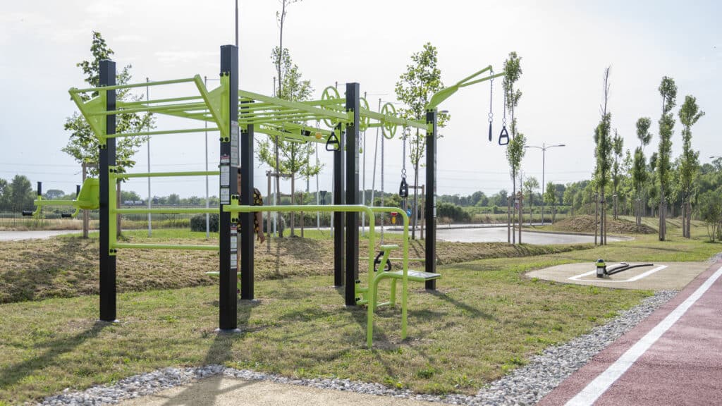 agrès sportifs extérieurs
